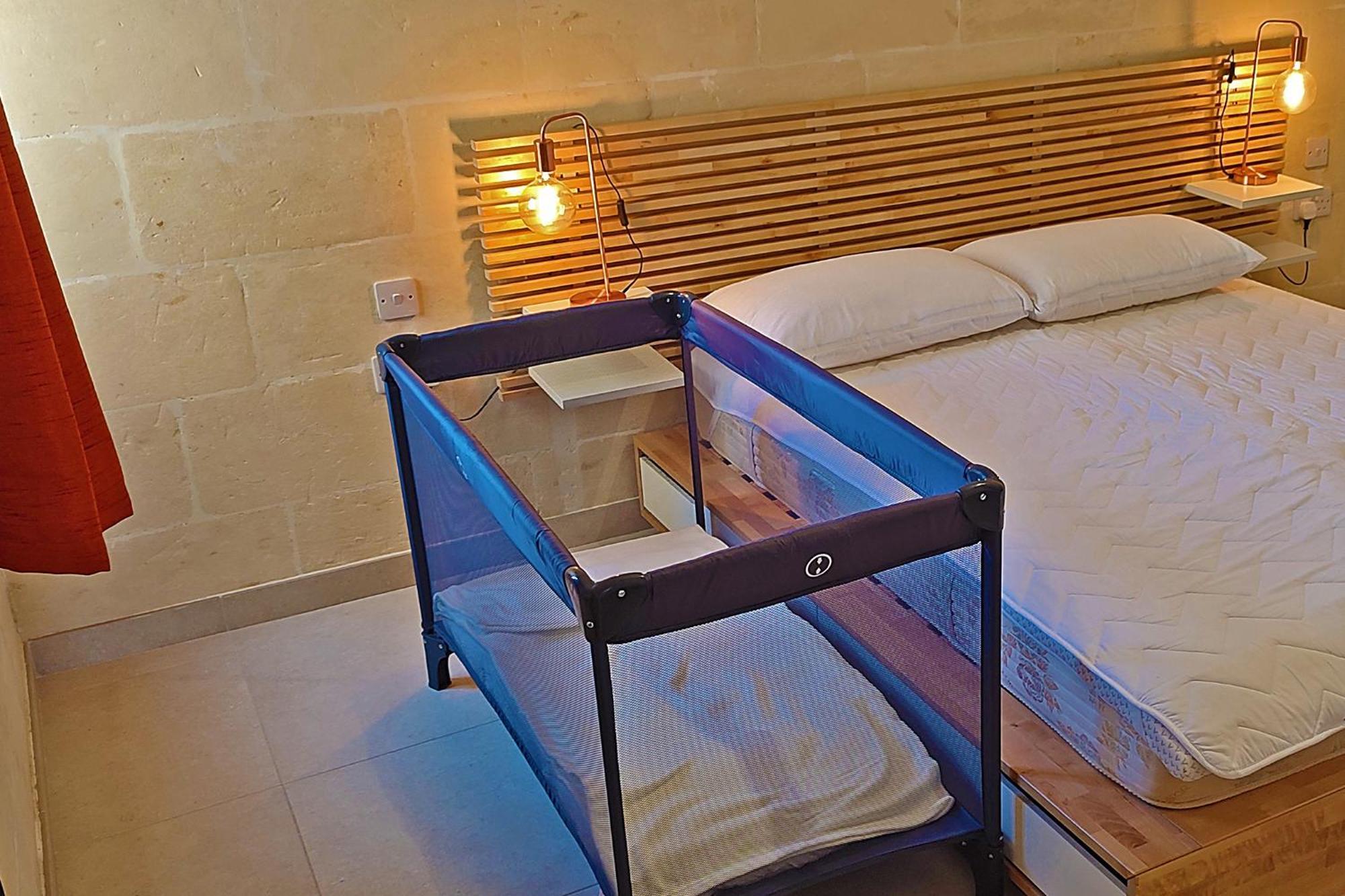 Unique New Apartment - Victoria - Gozo ภายนอก รูปภาพ